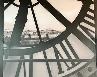 Large scale, black and white art