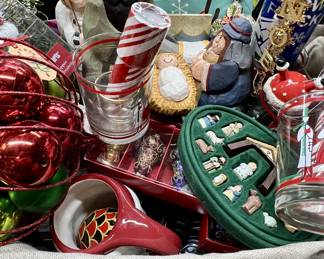 Christmas Decor/Decorations Lot