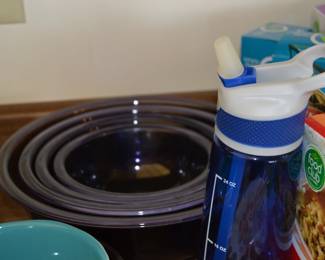 Pyrex set of 4 purple mixing bowls