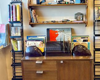 George Nelson Chest, Bakelite record holders...