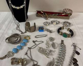 Jewelry in Shades of Silver