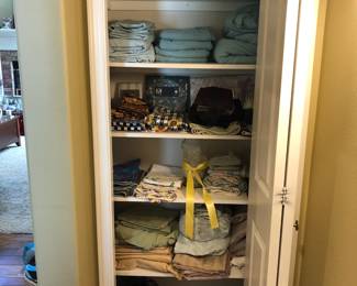 Lots of Nice Linens, Items new in boxes