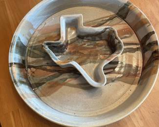 Wisnewski Pottery Signed Texas Chip & Dip