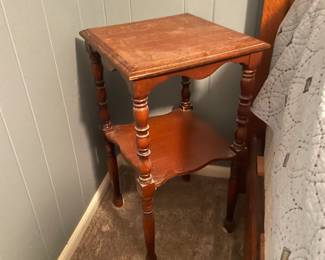 Vintage Wood Side/Accent Table