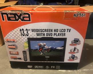 Naxa 13.3 Widescreen HD LCD TV with DVD Player