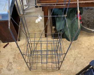 Paper wire rack