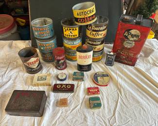 Assortment advertising Tins
