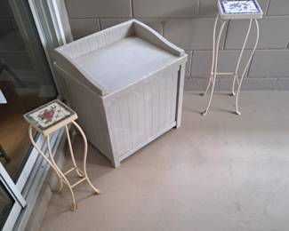 Suncast Storage Seat