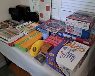 Games/Puzzles/Coloring Books