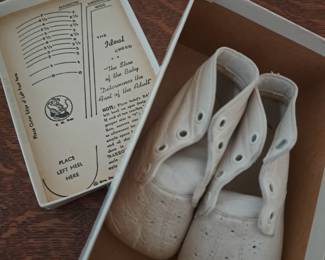 Vintage Baby Shoes w/Box