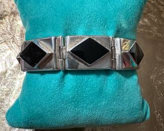 Vtg Sterling and onyx bracelet