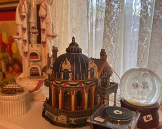 MUSIC BOXES