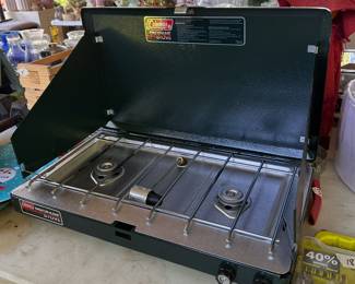 COLEMAN STOVE