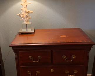 NIGHTSTAND