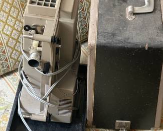 Vintage Mansfield Holiday 8mm Projector