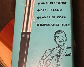 Realistic MC-1000 Dynamic Microphone