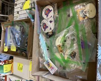 Disney pins