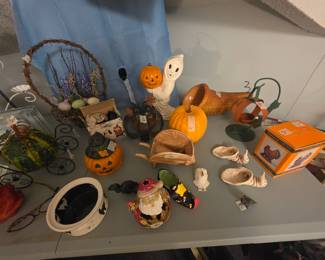 Halloween items in upstairs room over garage