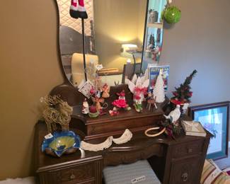 Great vintage dresser - triple mirror with storage on top with bench