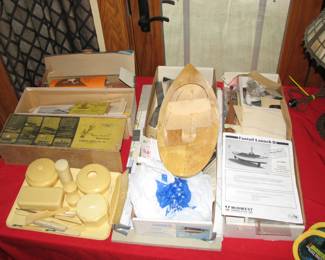 Dresser set and 3 wood boat models