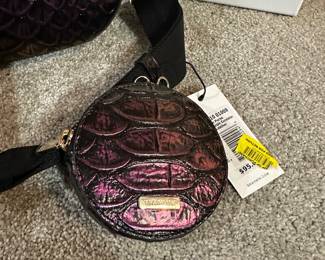 Circle coin purse passion purple excelsior
List 95 NWT