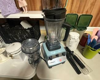 Vitamix with attachment
In the garage