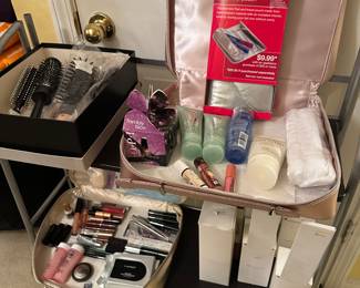 Clinique makeup in large sets