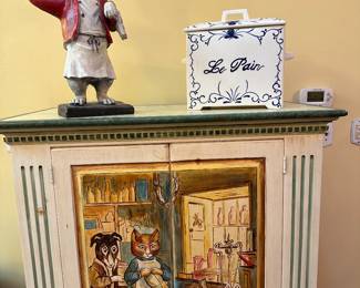 Absolutely adorable rabbit and biscuit container