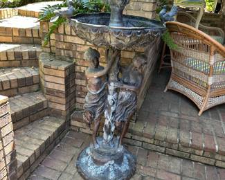 Solid bronze water fountain