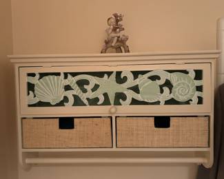 Wall shelf