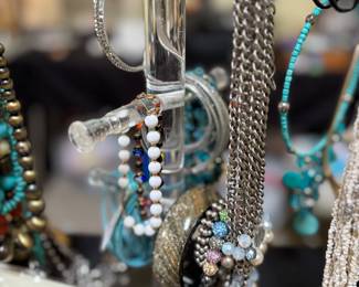 Jewelry, necklaces