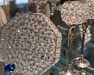 Mirrored crystal set