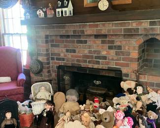Dolls, dolls, and more dolls!