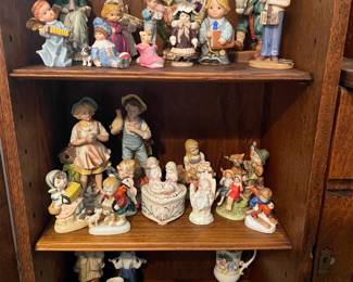 Figurines