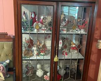 Curio cabinet