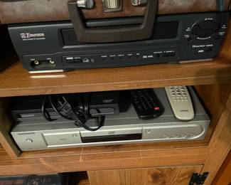 DVD player/VCR
