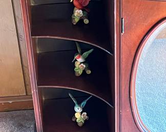 Bird figurines