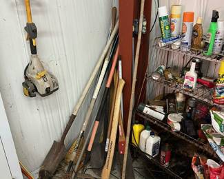 Tools; garden tools; yard tools