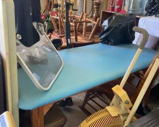 Massage table
