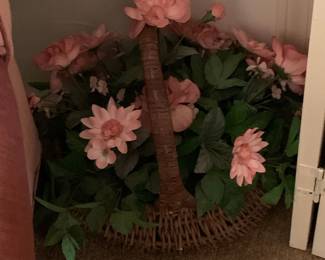 Basket with flowers