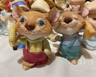 Figurines