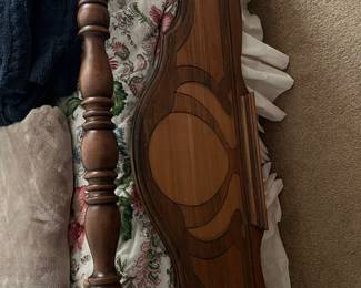 Details on bed