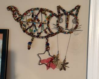 Cat beaded decor