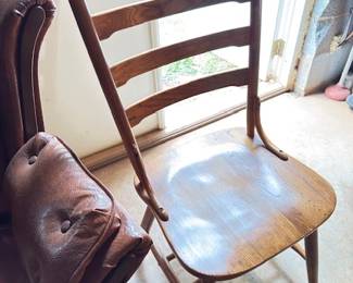 Solid Oak Dining Chair - 10 Chairs Available, 6 chairs in excellent condition, 4 chairs in good condition