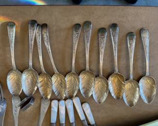 English Berry Spoons, Eley Fearn & Bateman, C. 1800 10 spoons