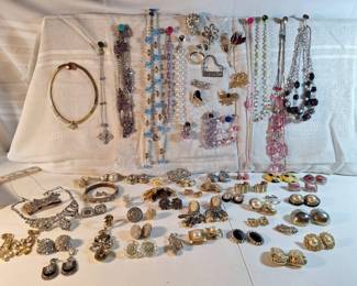 HUGE collection Of Necklaces, Bracelets, Clip On Earrings, Broaches And More