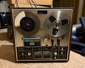 Vintage Akai GX-220D Reel to Reel Tape Deck