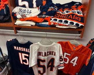 Huge Assortment of Vintage + New Chicago Bears Clothing/Apparel