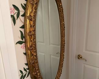 Beautiful, oval vintage mirror