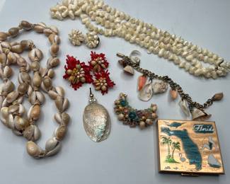 Seashells and 1950's Compact